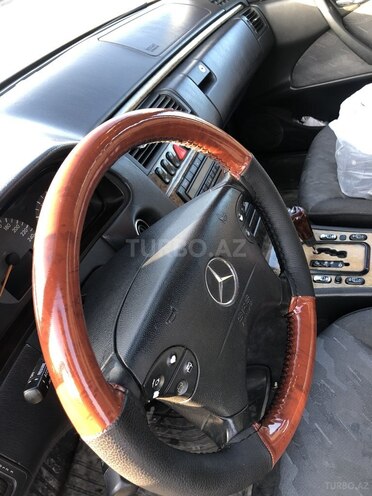 Mercedes E 240 1999, 395,000 km - 2.4 l - Bakı