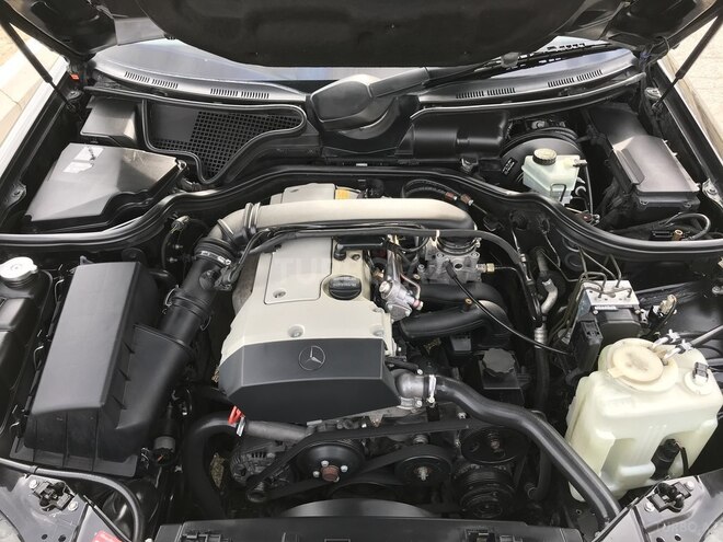 Mercedes E 200 1999, 310,000 km - 2.0 l - Bakı