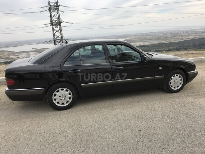 Mercedes E 200 1999, 310,000 km - 2.0 l - Bakı