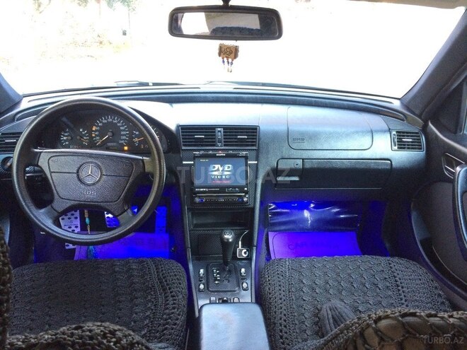 Mercedes C 200 1999, 144,000 km - 2.0 l - Bakı