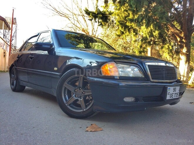 Mercedes C 200 1999, 144,000 km - 2.0 l - Bakı