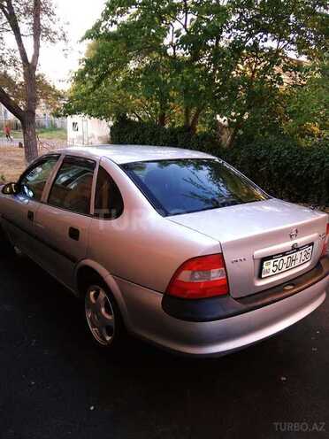 Opel Vectra 1998, 260,000 km - 1.8 l - Sumqayıt
