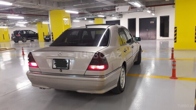 Mercedes C 230 1998, 348,000 km - 2.3 л - Gəncə