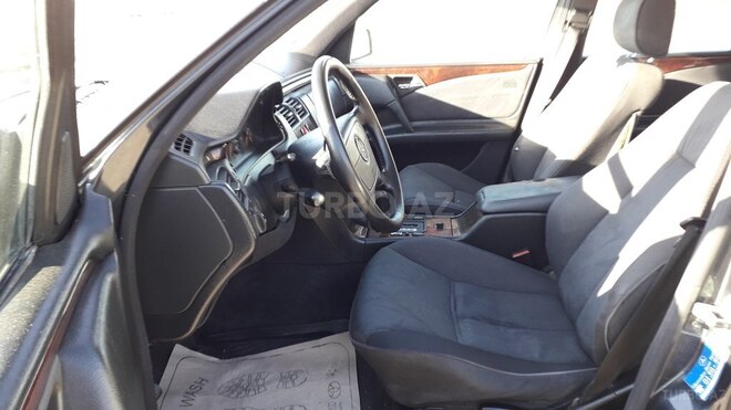 Mercedes E 220 1996, 330,000 km - 2.2 l - Bakı