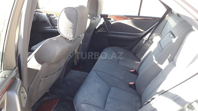 Mercedes E 220 1996, 330,000 km - 2.2 l - Bakı