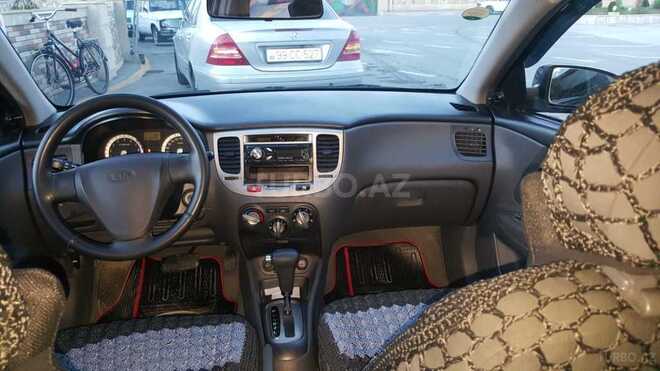 Kia Rio 2006, 319,414 km - 1.4 l - Yevlax