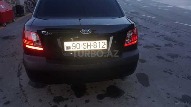 Kia Rio 2006, 319,414 km - 1.4 l - Yevlax