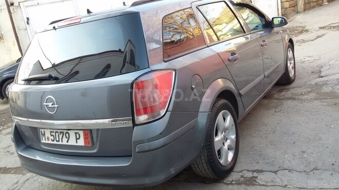 Opel Astra 2006, 176,800 km - 1.9 l - Bakı