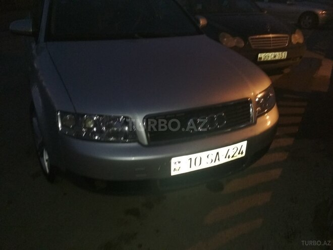 Audi A4 2001, 198,000 km - 0.2 l - Bakı