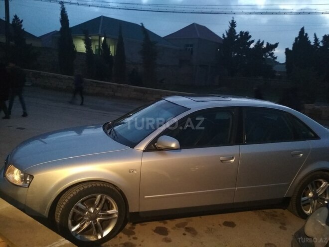 Audi A4 2001, 198,000 km - 0.2 l - Bakı