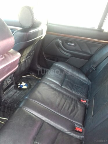 BMW 525 2001, 221,000 km - 2.5 l - Gəncə