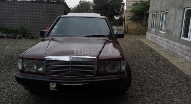 Mercedes 190 1990, 251,324 km - 1.8 л - Masallı