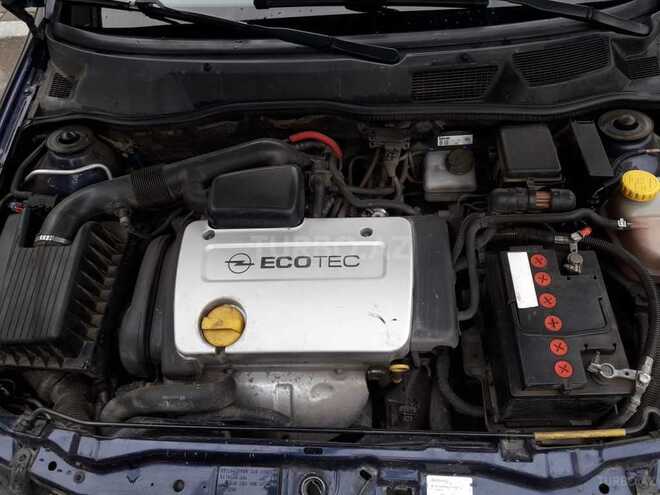 Opel Astra 1999, 250,000 km - 1.6 л - Göygöl