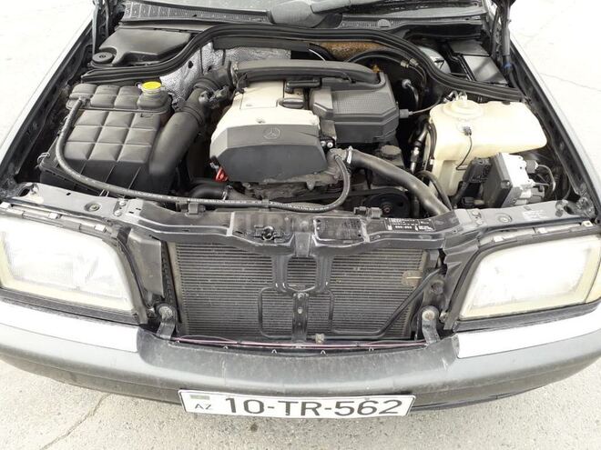 Mercedes C 230 1997, 250,000 km - 2.3 l - Bakı