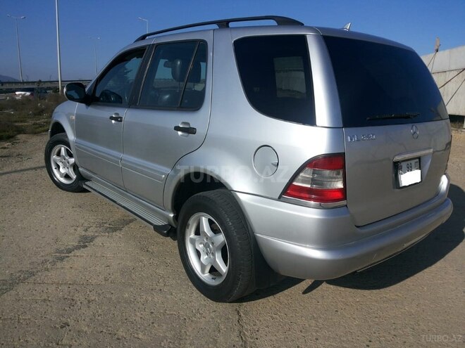 Mercedes ML 320 2000, 215,000 km - 3.2 l - Bakı