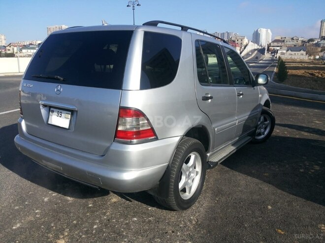 Mercedes ML 320 2000, 215,000 km - 3.2 l - Bakı