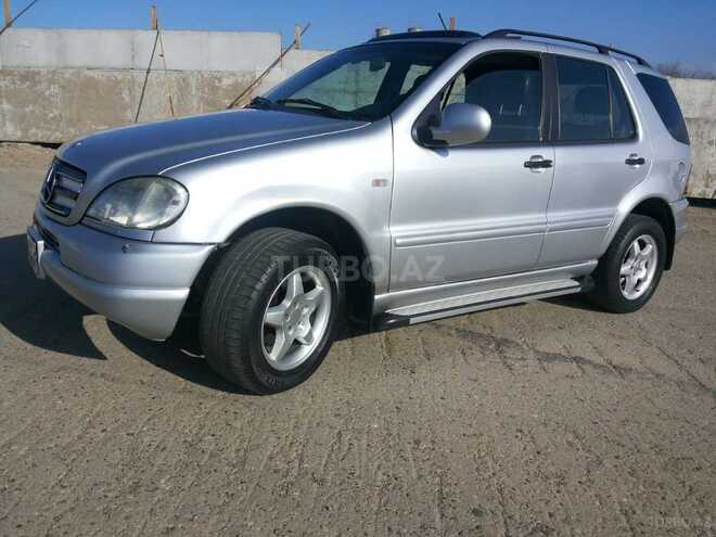 Mercedes ML 320 2000, 215,000 km - 3.2 l - Bakı