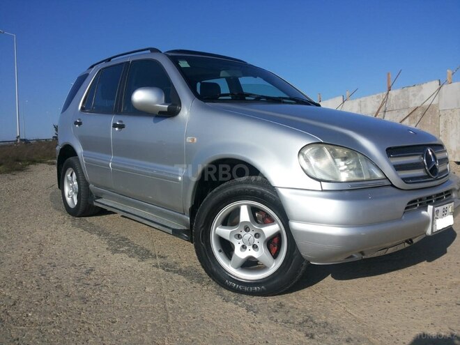 Mercedes ML 320 2000, 215,000 km - 3.2 l - Bakı