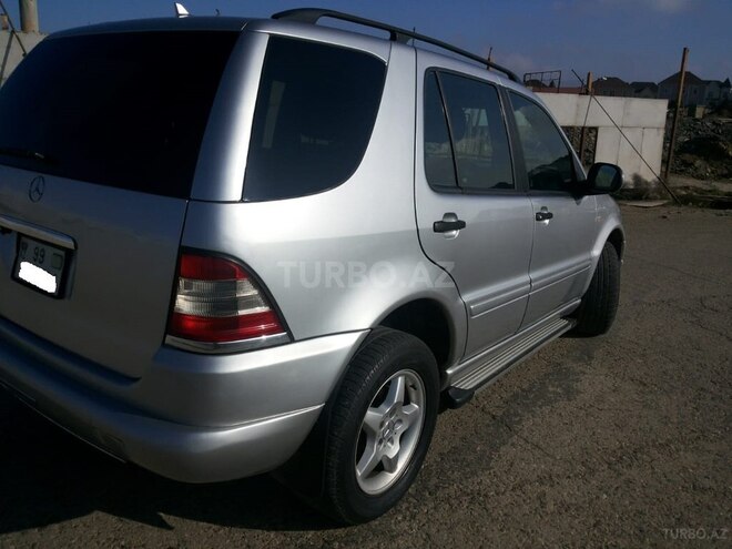Mercedes ML 320 2000, 215,000 km - 3.2 l - Bakı