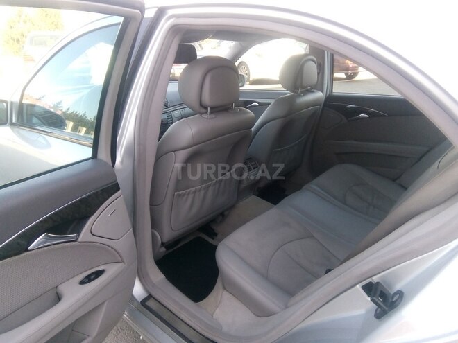 Mercedes E 220 2005, 256,000 km - 2.2 l - Şirvan