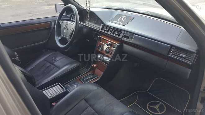 Mercedes E 200 1993, 325,123 km - 2.0 л - Gəncə