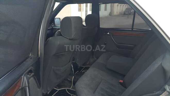 Mercedes E 200 1993, 325,123 km - 2.0 л - Gəncə