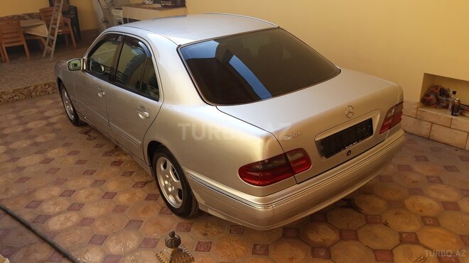 Mercedes E 200 2000, 216,000 km - 2.0 l - Gəncə