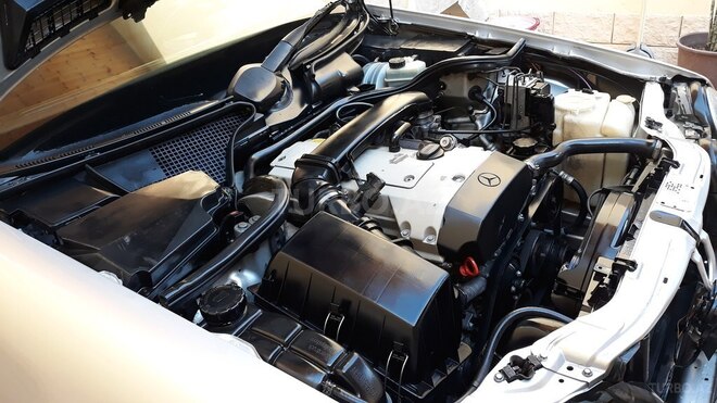 Mercedes E 200 2000, 216,000 km - 2.0 l - Gəncə