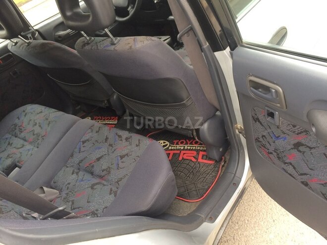 Toyota RAV4 1996, 185,041 km - 2.0 l - Sumqayıt