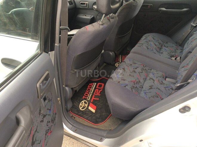 Toyota RAV4 1996, 185,041 km - 2.0 l - Sumqayıt