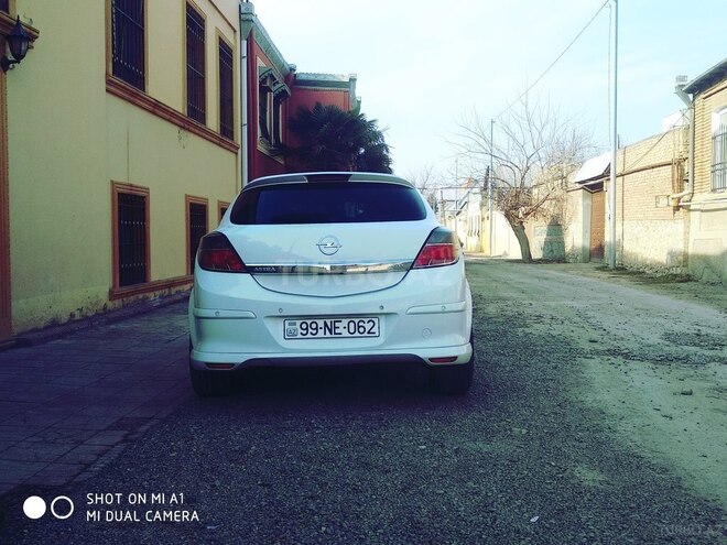 Opel Astra 2009, 159,000 km - 1.6 l - Gəncə