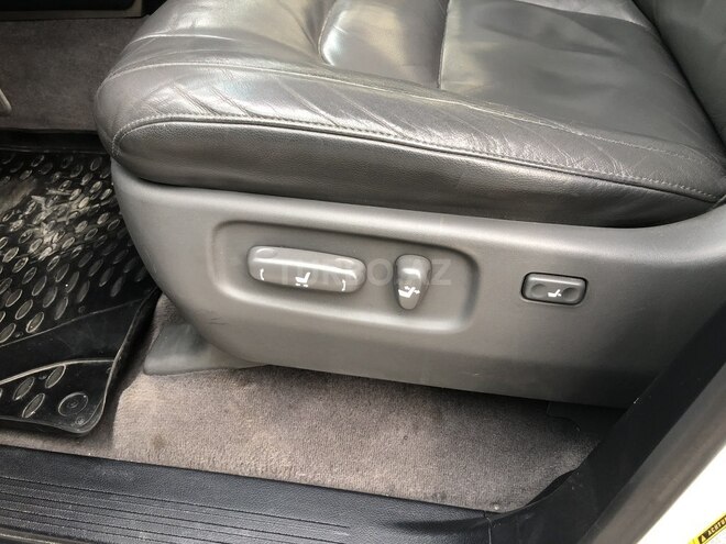 Toyota Land Cruiser 2009, 124,500 km - 0.5 л - Bakı