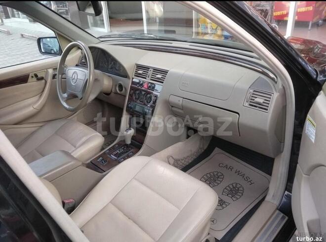 Mercedes C 240 1999, 180,000 km - 2.4 l - Bakı