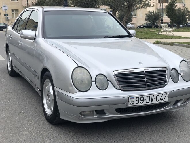 Mercedes E 240 1999, 240,000 km - 2.4 л - Bakı