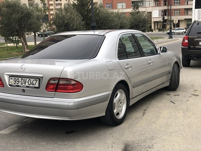 Mercedes E 240 1999, 240,000 km - 2.4 л - Bakı