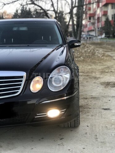 Mercedes E 350 2005, 239,500 km - 3.5 l - Bakı