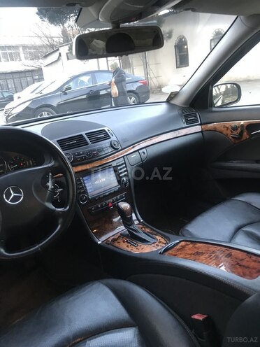Mercedes E 350 2005, 239,500 km - 3.5 l - Bakı