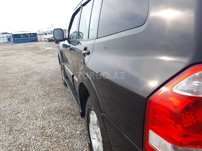 Mitsubishi Pajero 2004, 225,000 km - 3.0 l - Bakı