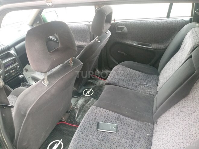 Opel Astra 1996, 498,000 km - 16.0 л - Bakı