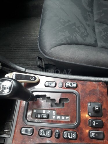 Mercedes E 240 1998, 245,321 km - 2.4 l - Bakı