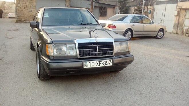 Mercedes E 200 1991, 534,000 km - 2.0 l - Bakı