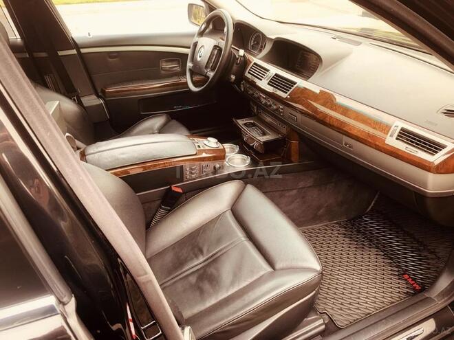 BMW 745 2005, 220,000 km - 4.4 l - Bakı
