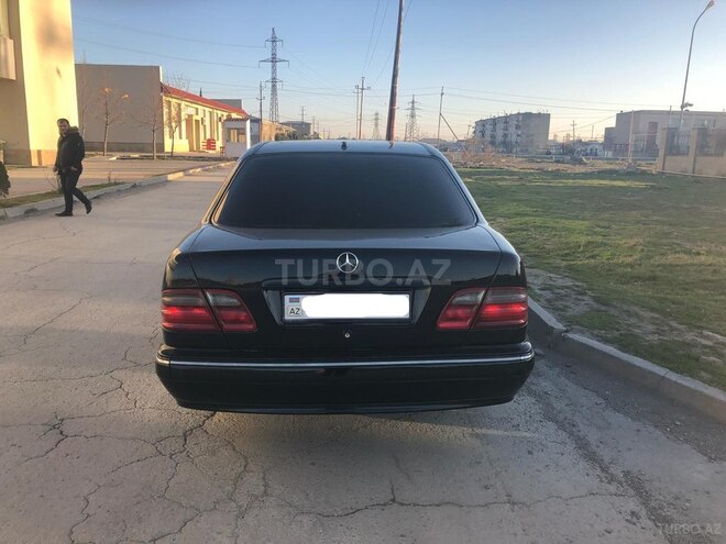 Mercedes E 270 1999, 273,000 km - 2.7 l - Sumqayıt