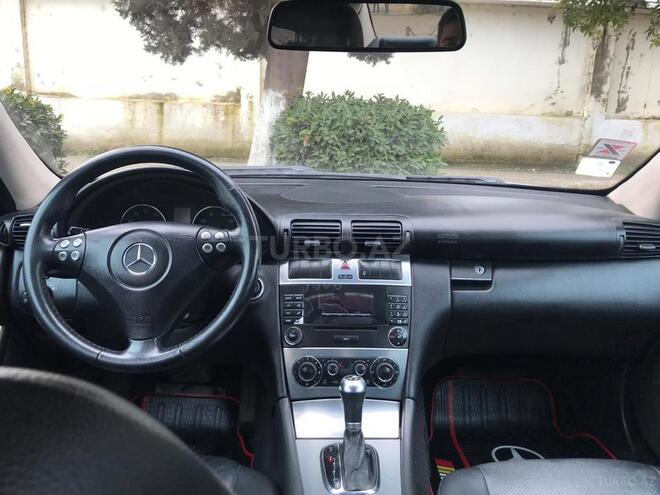 Mercedes C 230 2005, 290,330 km - 2.5 l - Masallı