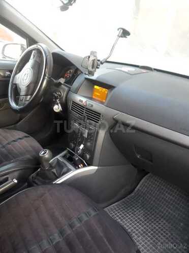 Opel Astra 2005, 270,000 km - 1.9 l - Bakı