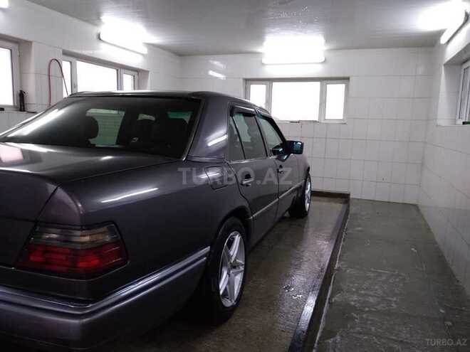 Mercedes E 280 1994, 650,000 km - 2.8 л - Bakı