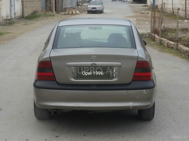 Opel Vectra 1996, 379,000 km - 2.0 l - Sumqayıt