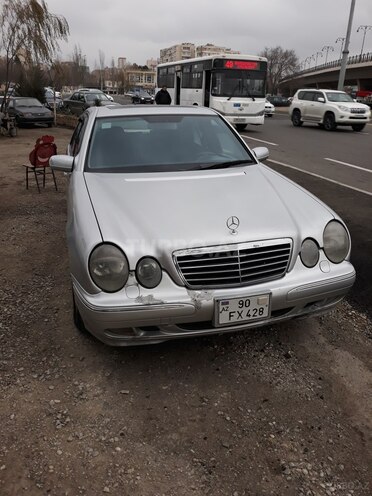Mercedes E 200 2001, 350,000 km - 2.0 l - Bakı