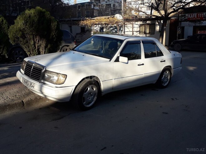 Mercedes E 250 1989, 888,888 km - 2.5 l - Bakı