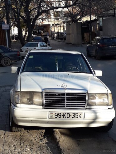 Mercedes E 250 1989, 888,888 km - 2.5 l - Bakı